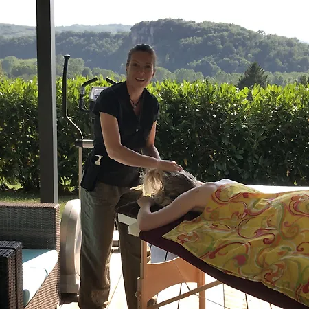 Bed & Breakfast Les Hauts De Gageac De Charme 4*